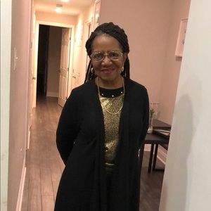 Meet your Posher, Helen